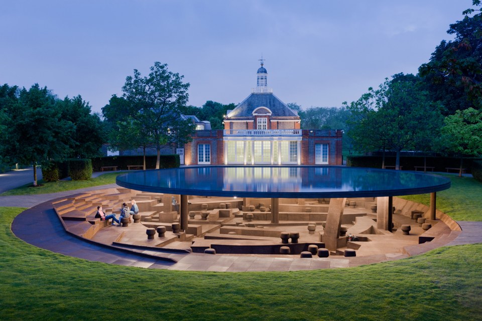 �������� ������� ���������� (Serpentine Gallery Pavilion). ����-����, ������ (2012). �� ������ (Ai Weiwei) - ����������� ��������� ��������. ����������� ���������