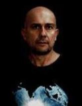 ����. ���� ����� (Marc Quinn) - ����������� ���������� �������� � ���������. ���� �� �������������� ������ ������� ���������� ���������. ����� ������������� ����������� ���������� ������ ������ � ���������� �������, ���������� �������� � ���������