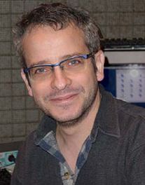 ����� ������ (Maurice Benayoun) - ����������� ����������� �������������