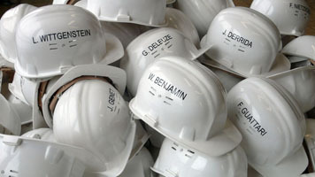 The Monuments, 2008-2009. ������ ����� (Mounir Fatmi) - ����������� ������������ ��������, ��������, ����� ����������� � ���-�����