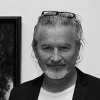 ����� �������� (Peter Gardiner, �. 1965) - ����������� ������������� ��������. ����