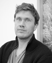 ������ ���� (Richard Mosse, �. 1980) - ����������� ���������� ��������������, �������������� ��������. ����