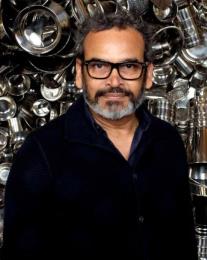 ������ ����� (Subodh Gupta, �. 1964) - ����������� ��������� ��������, ���������. ����