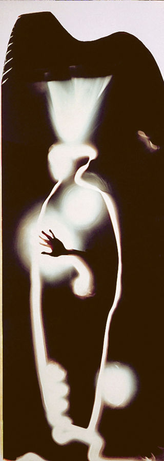 ����, ����� ��� ��������. ����������� �������� �� ��������. The lion waits