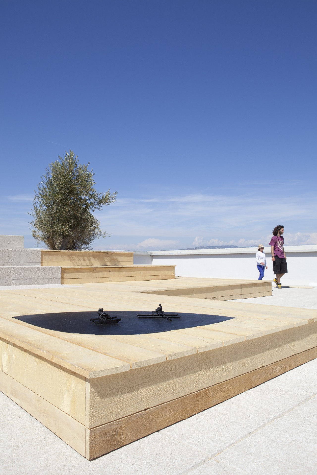 ����������� ����������. ������ ����� (Xavier Veilhan) - ����������� ����������� ���������. ����������� ��������� �������