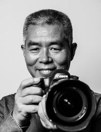 ��� ���� (Xu Deqi ��� Xu De Qi, �. 1964) - ����������� ��������� ��������. ����